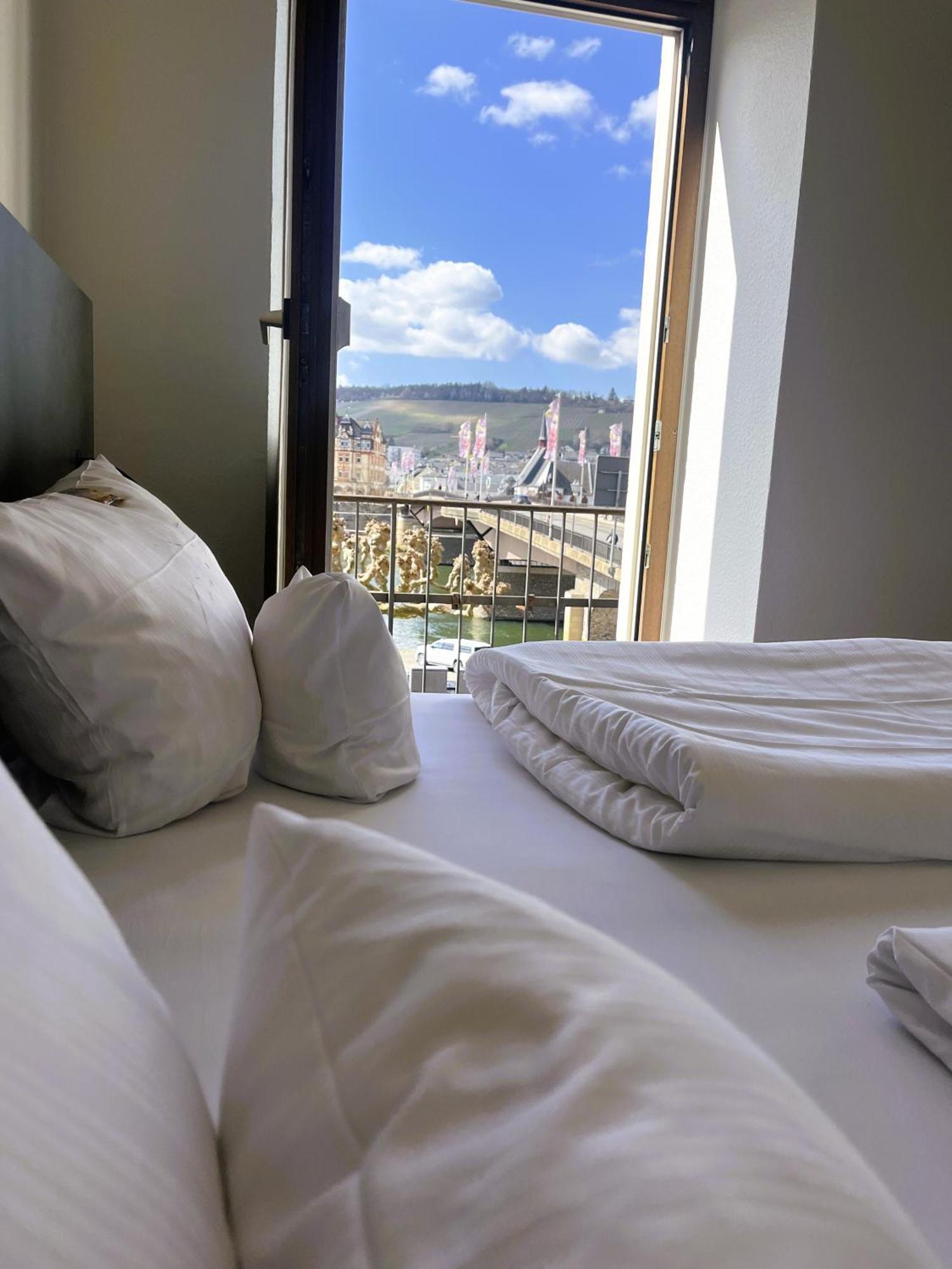 Moselhotel Roemischer Kaiser Бернкастель-Кюс Экстерьер фото
